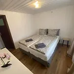 Cozy 2-bedroom إنترلاكن