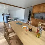 Cozy 2-bedroom بيت للعطل إنترلاكن