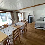 بيت للعطل Cozy 2-bedroom إنترلاكن