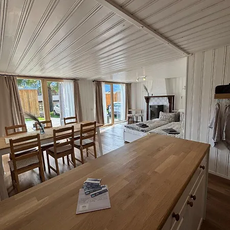 Cozy 2-bedroom אינטרלאקן