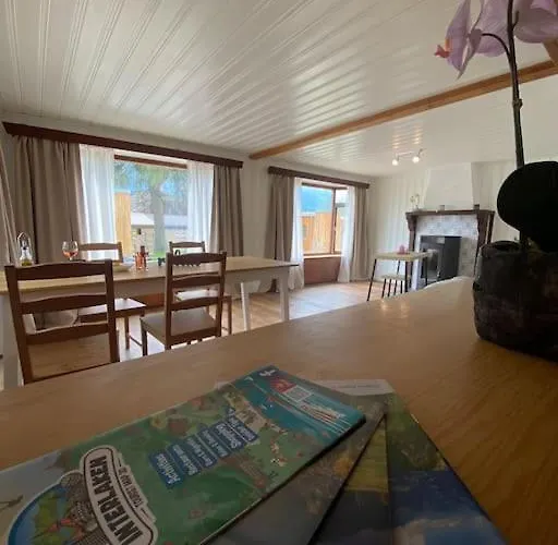 Cozy 2-bedroom إنترلاكن